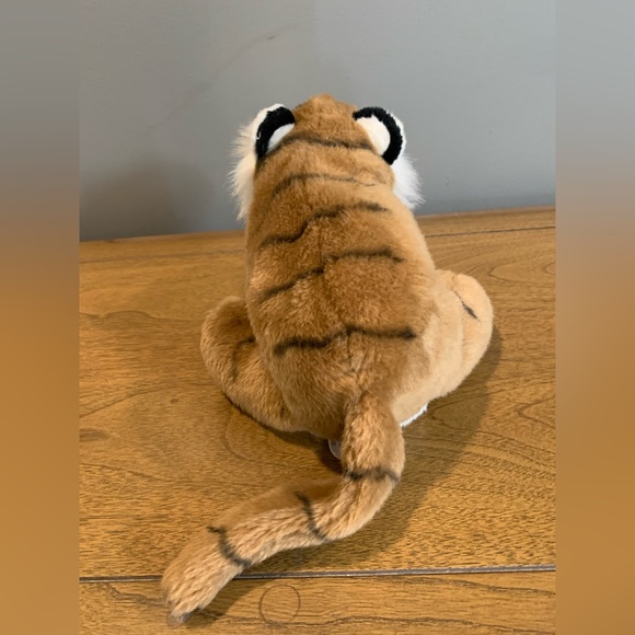 Tiger Stuffed Animal, Like New - Picture 5 of 15